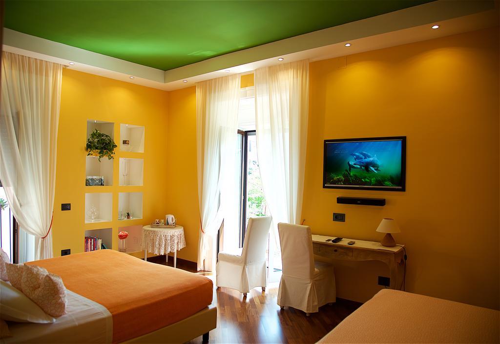 Bed and Breakfast Il Giardino Segreto Sorrent Exterior foto