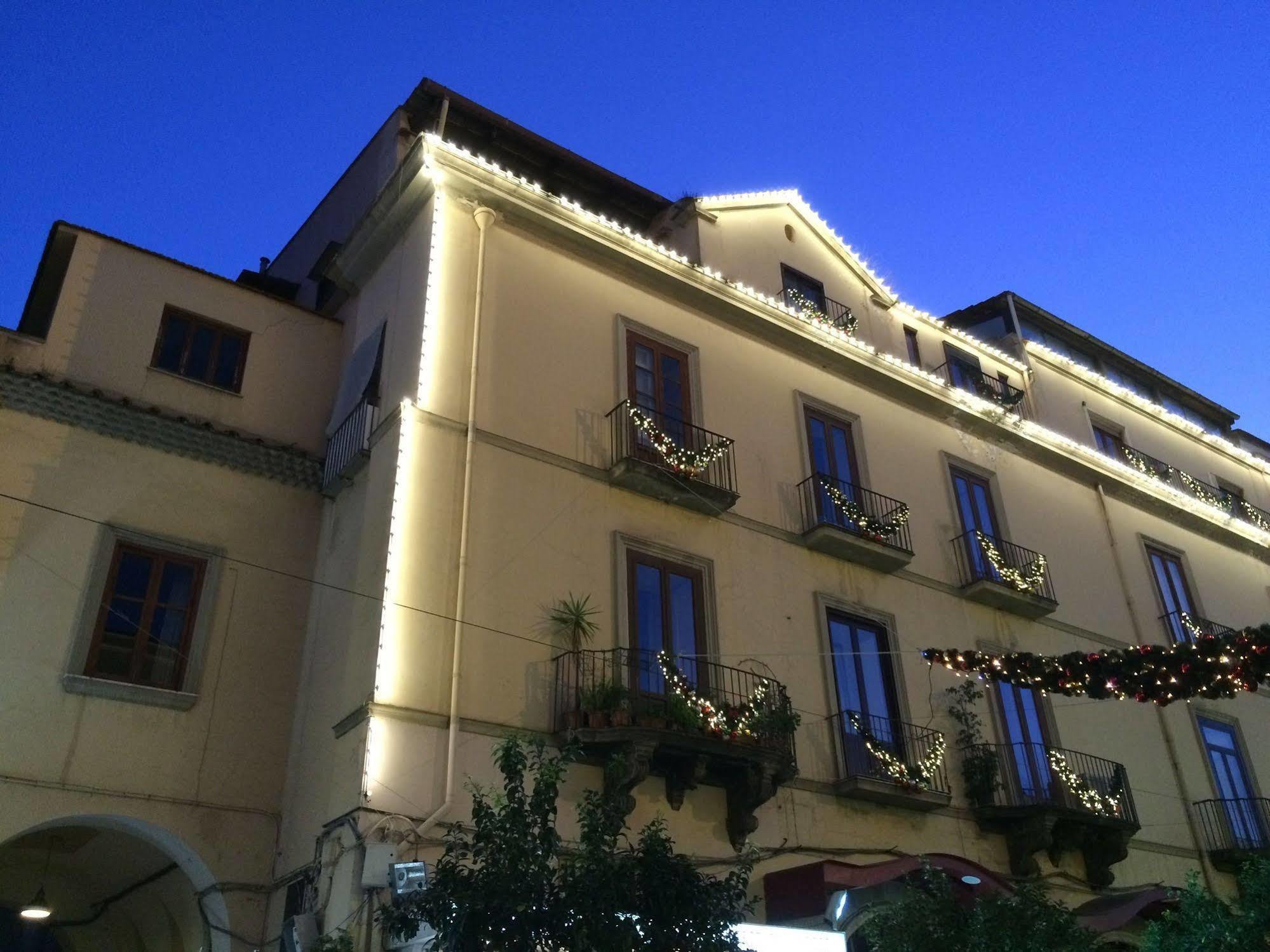 Bed and Breakfast Il Giardino Segreto Sorrent Exterior foto