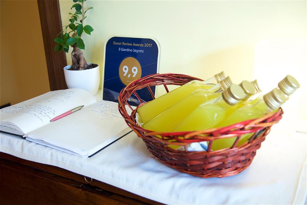 Bed and Breakfast Il Giardino Segreto Sorrent Exterior foto